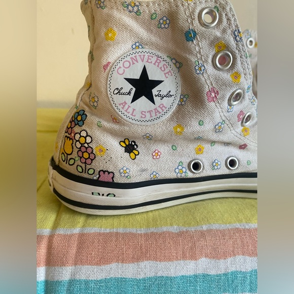 Converse Hello Kitty Chuck Taylor❣️ - Picture 6 of 9